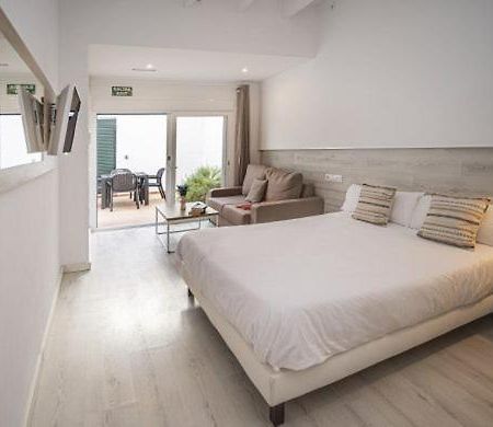 Xubec - Albergue Juvenil Ciutadella  Buitenkant foto
