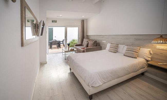 Xubec - Albergue Juvenil Ciutadella  Buitenkant foto